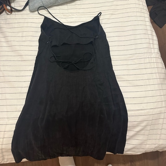 Zara black cross back mini dress - Picture 3 of 3